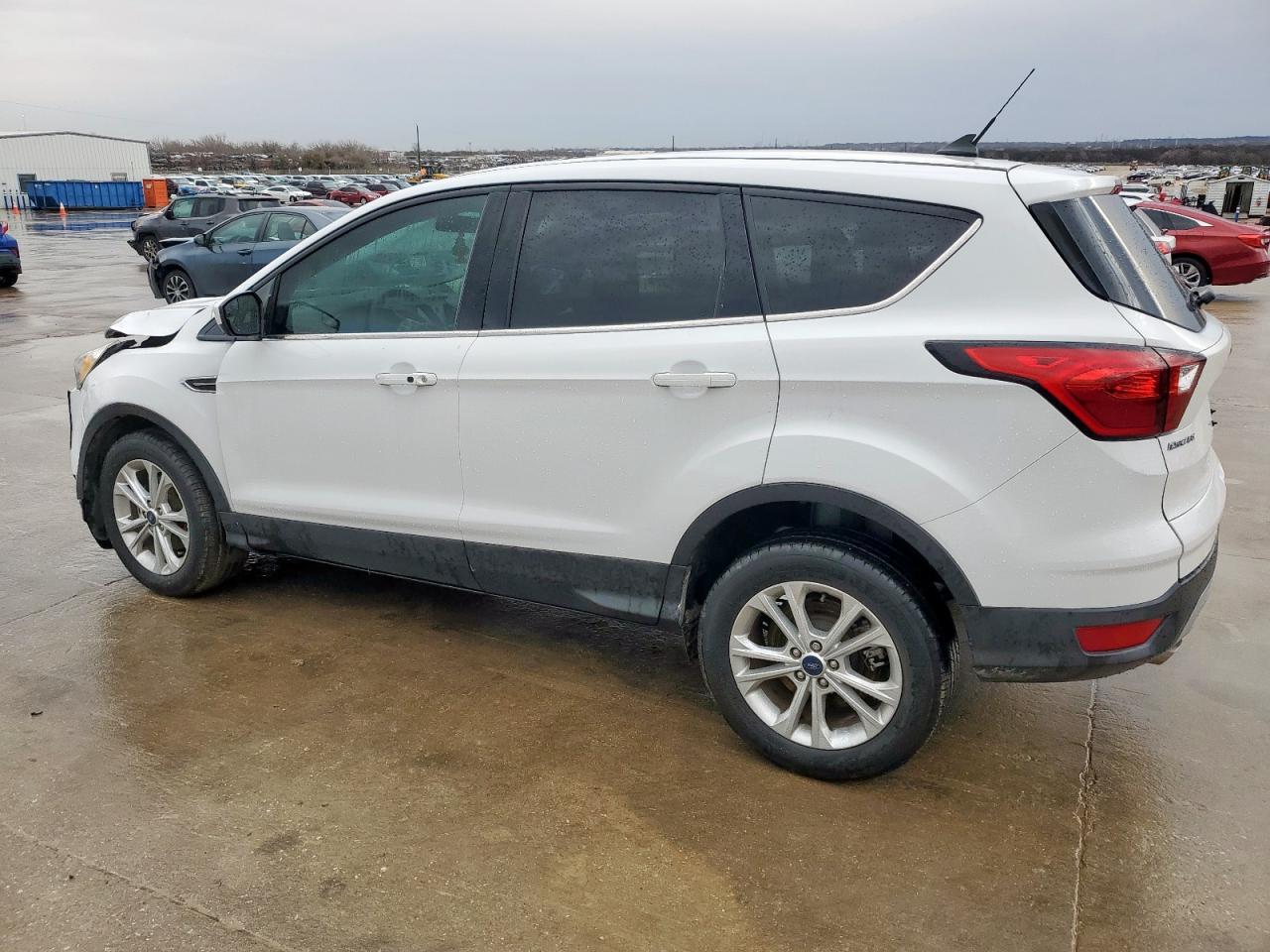 2019 Ford Escape - Image 2