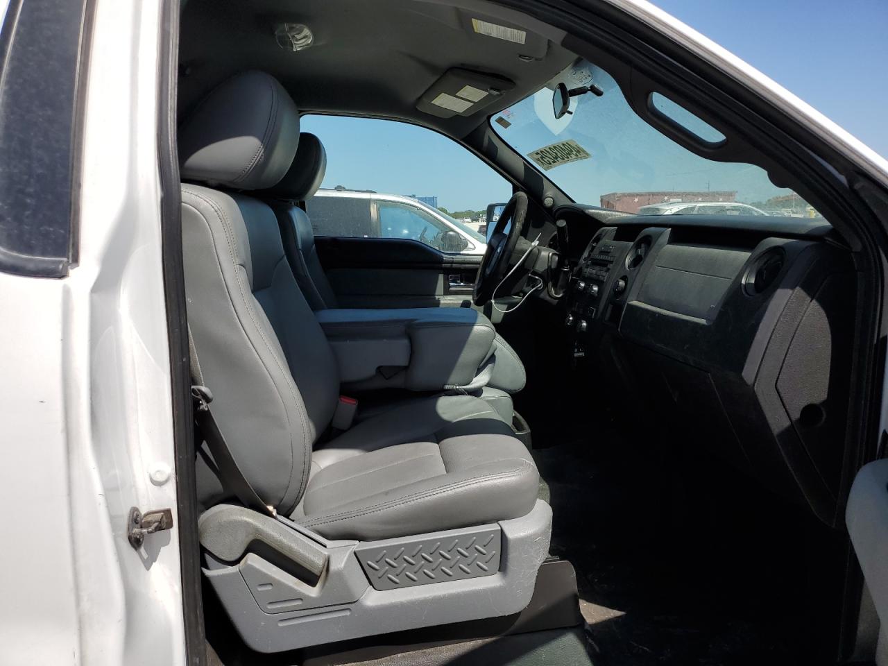 2014 Ford F-150 - Image 11