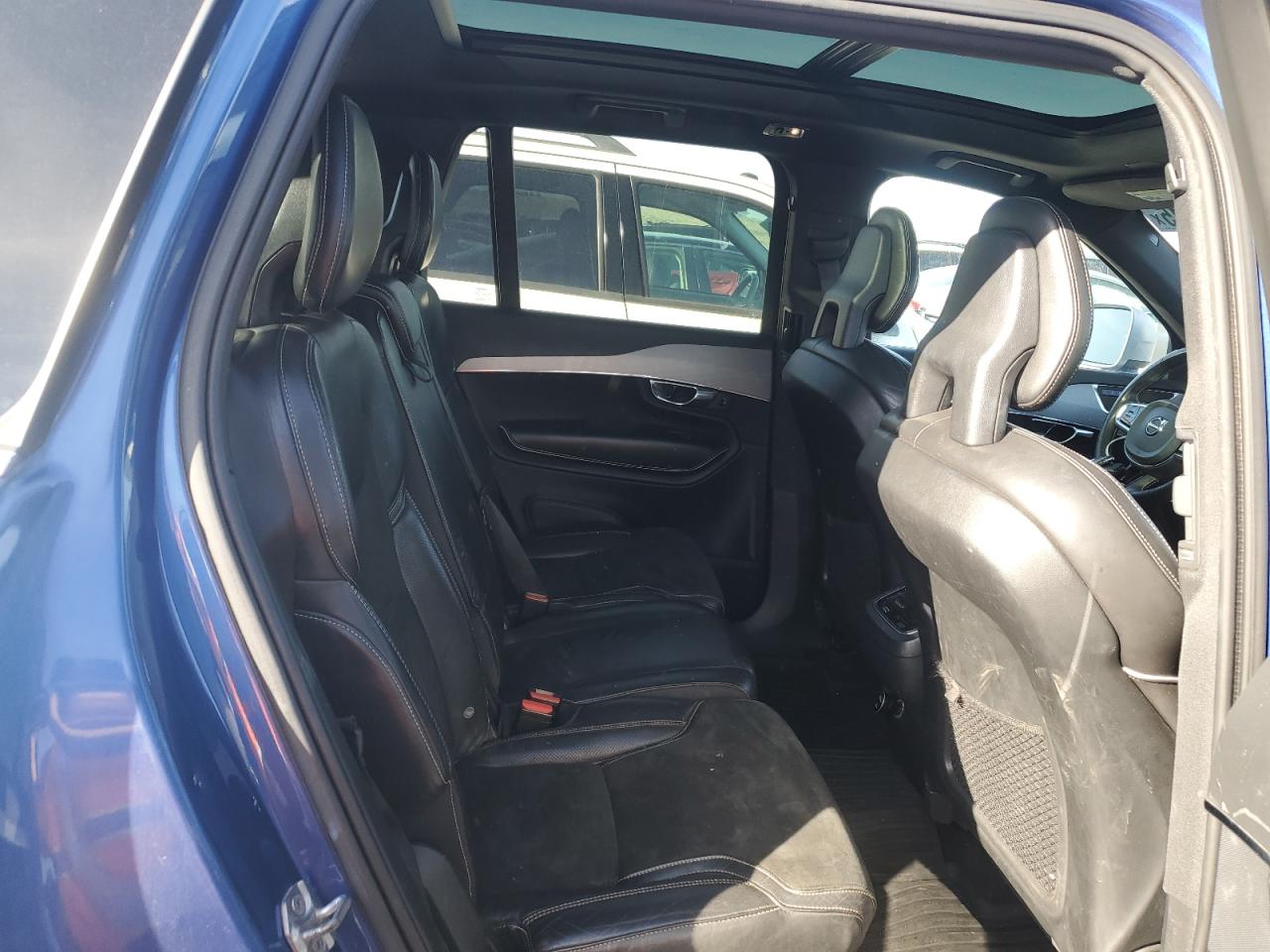 2016 Volvo XC90 - Image 10