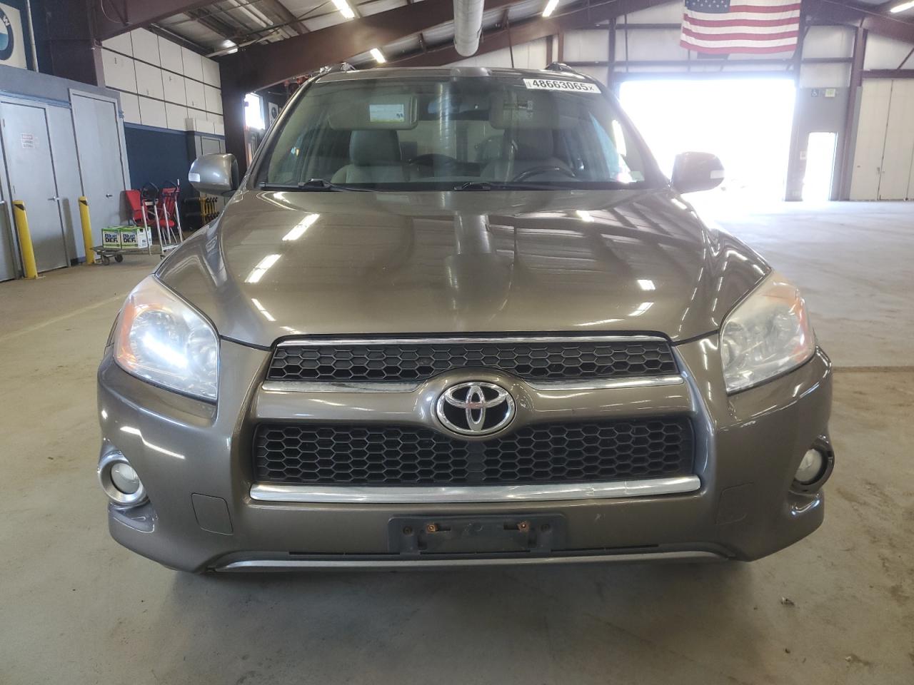 2011 Toyota RAV 4 - Image 5