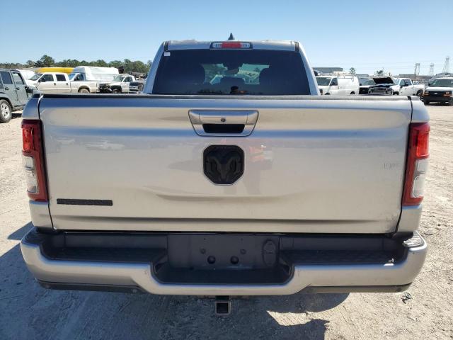  RAM 1500 2022 Srebrny