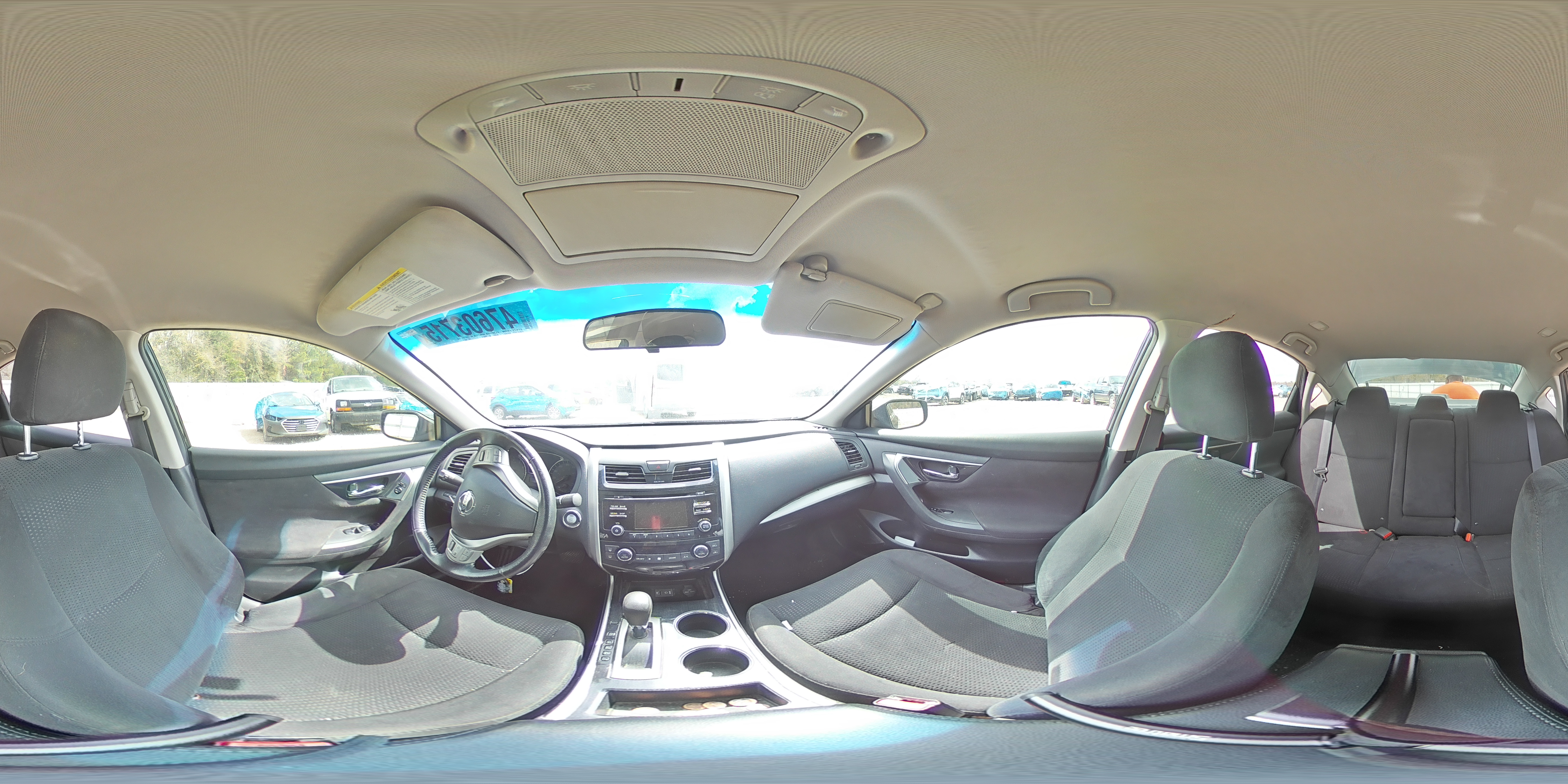 2014 Nissan Altima - Image 13