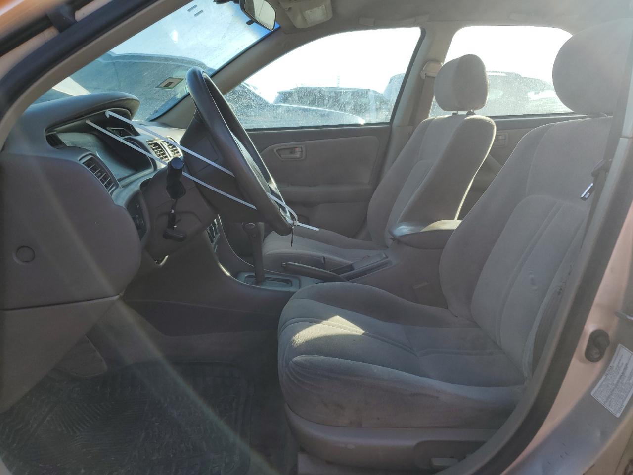 1999 Toyota Camry - Image 7