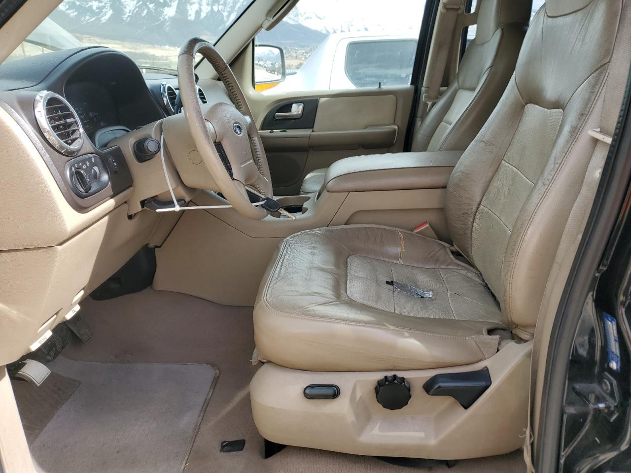 2004 Ford Expedition - Image 7