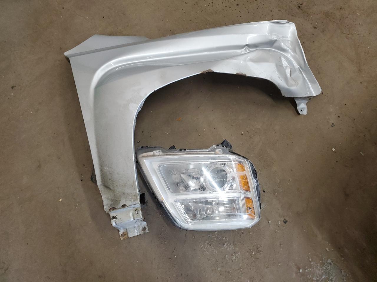 2012 GMC Terrain - Image 13