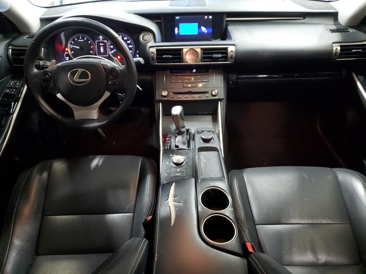 2015 Lexus IS - Image 8