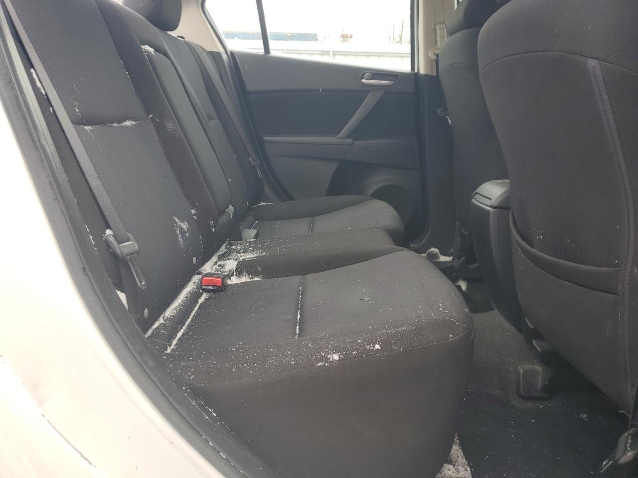 2010 Mazda 3 - Image 10
