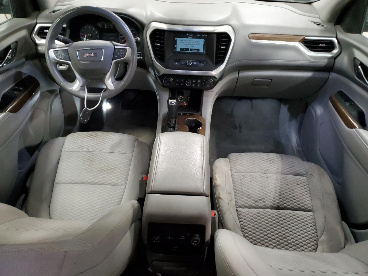 2017 GMC Acadia - Image 8