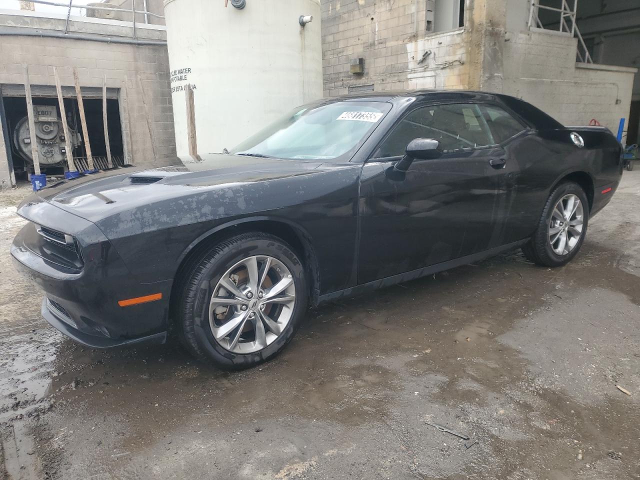 2C3CDZGG7PH697119 DODGE CHALLENGER Photo 1