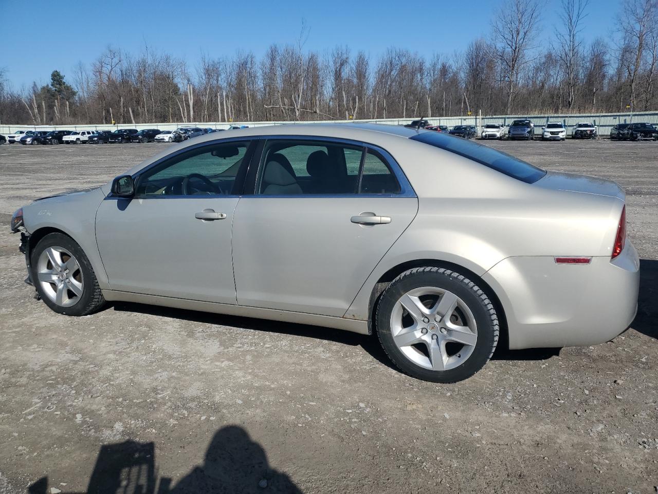 2010 Chevrolet Malibu - Image 2