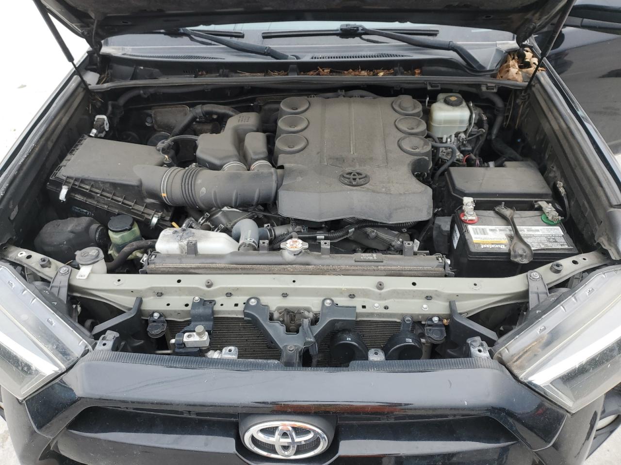 2019 Toyota 4Runner - Image 13