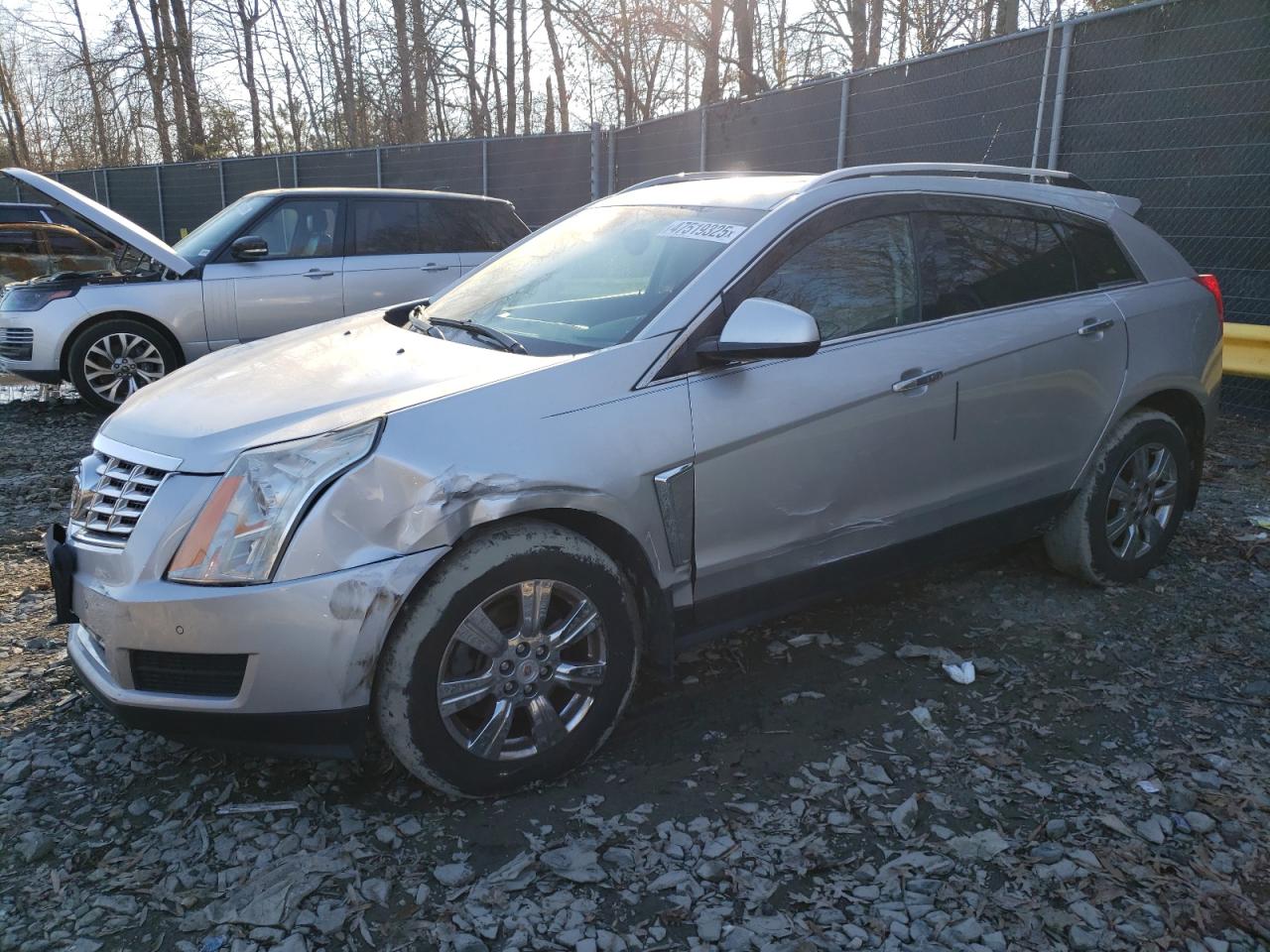 2014 Cadillac Srx Luxury Collection for Sale in Waldorf, MD - Front End