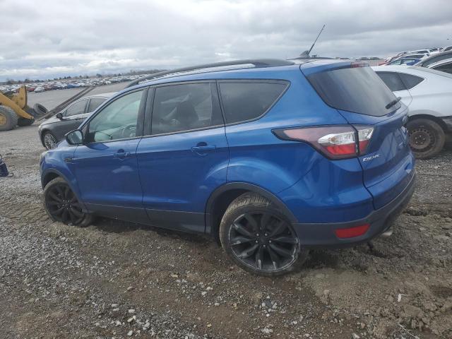  FORD ESCAPE 2018 Granatowy