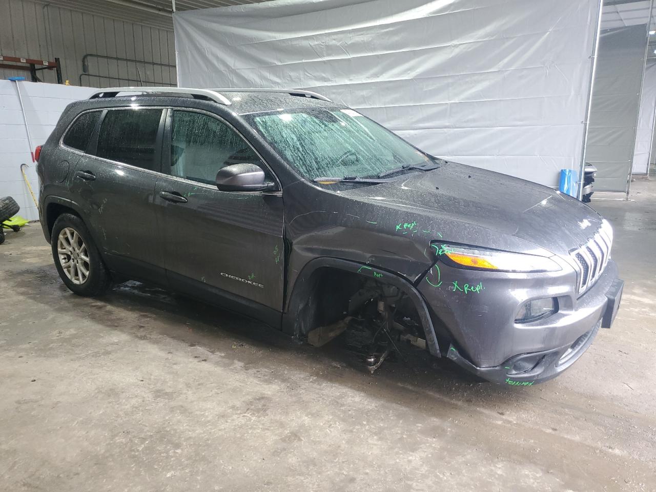 2016 Jeep Grand Cherokee - Image 4