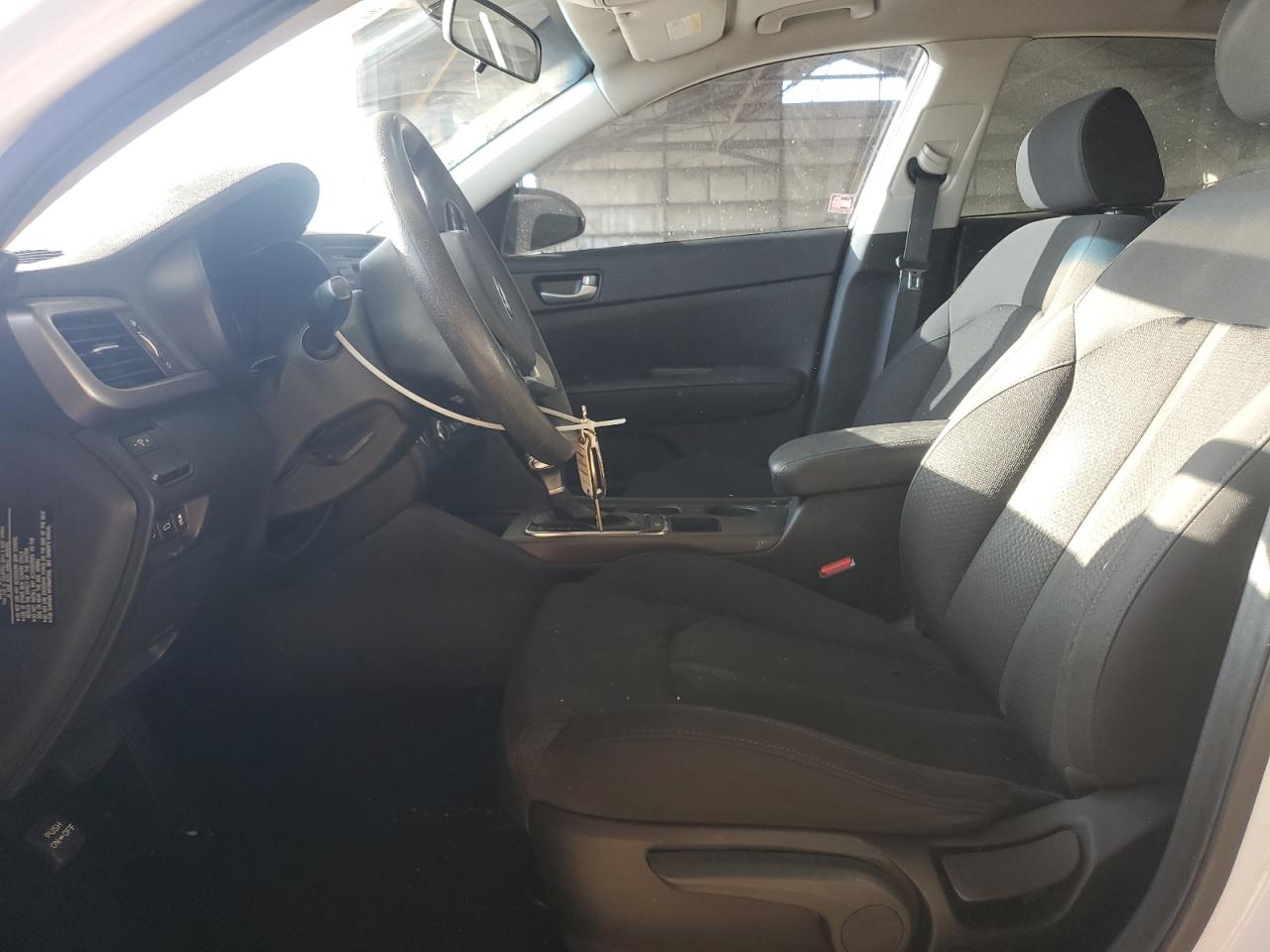 2016 Kia Optima - Image 7