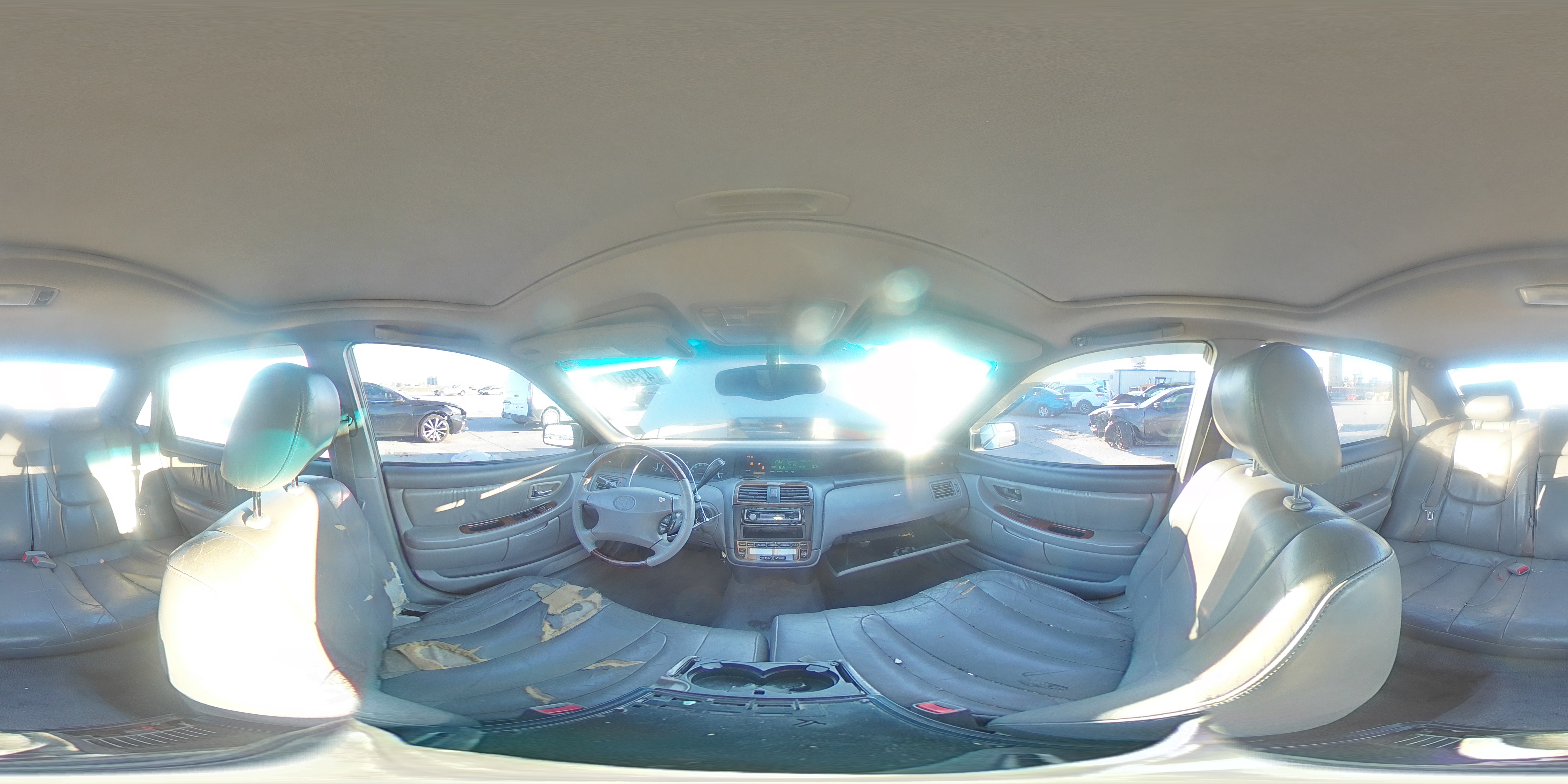 2001 Toyota Avalon - Image 12