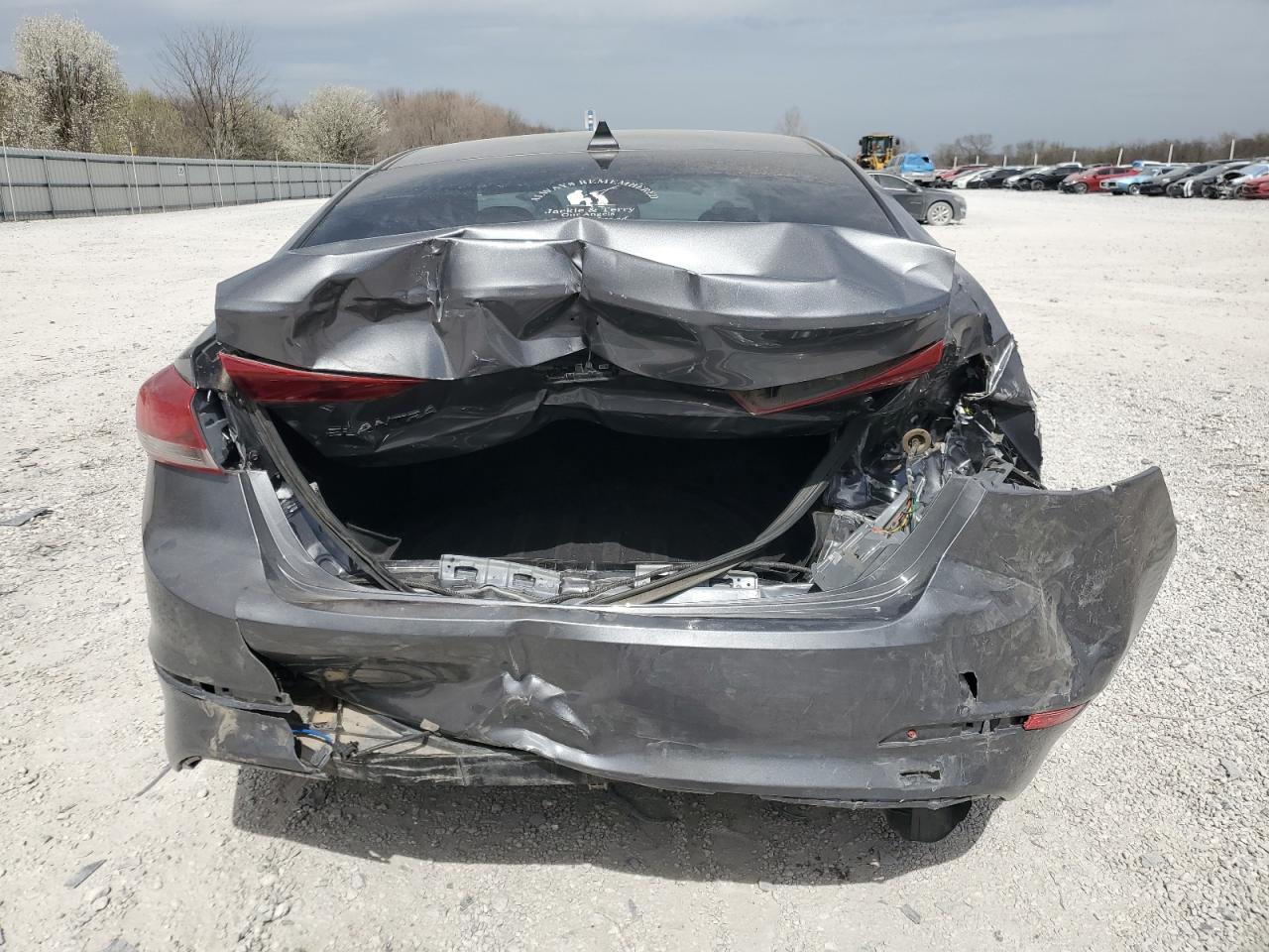 2018 Hyundai Elantra - Image 6