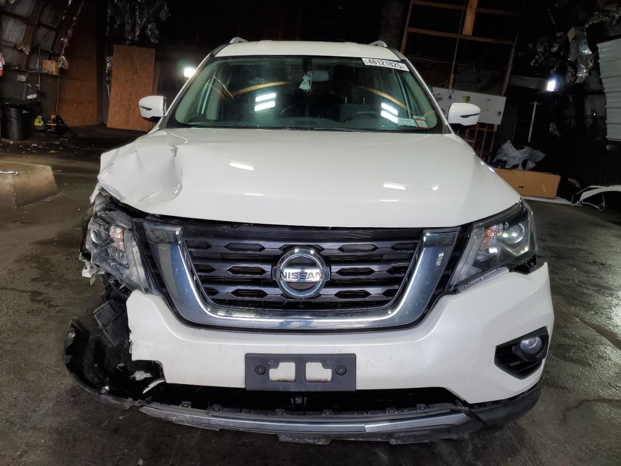 2019 Nissan Pathfinder - Image 5