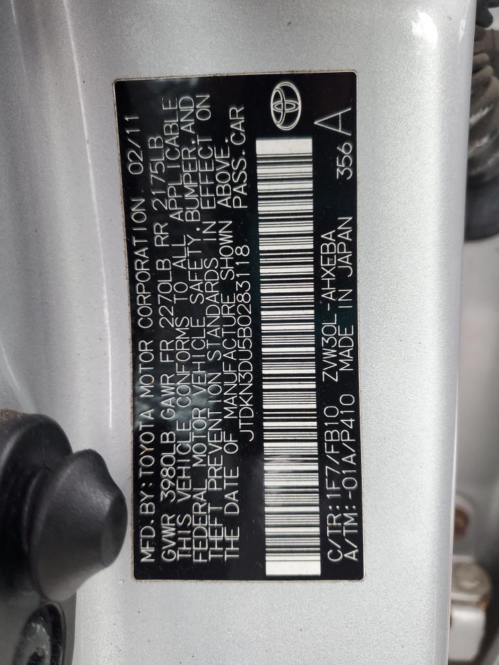 2011 Toyota Prius - Image 12