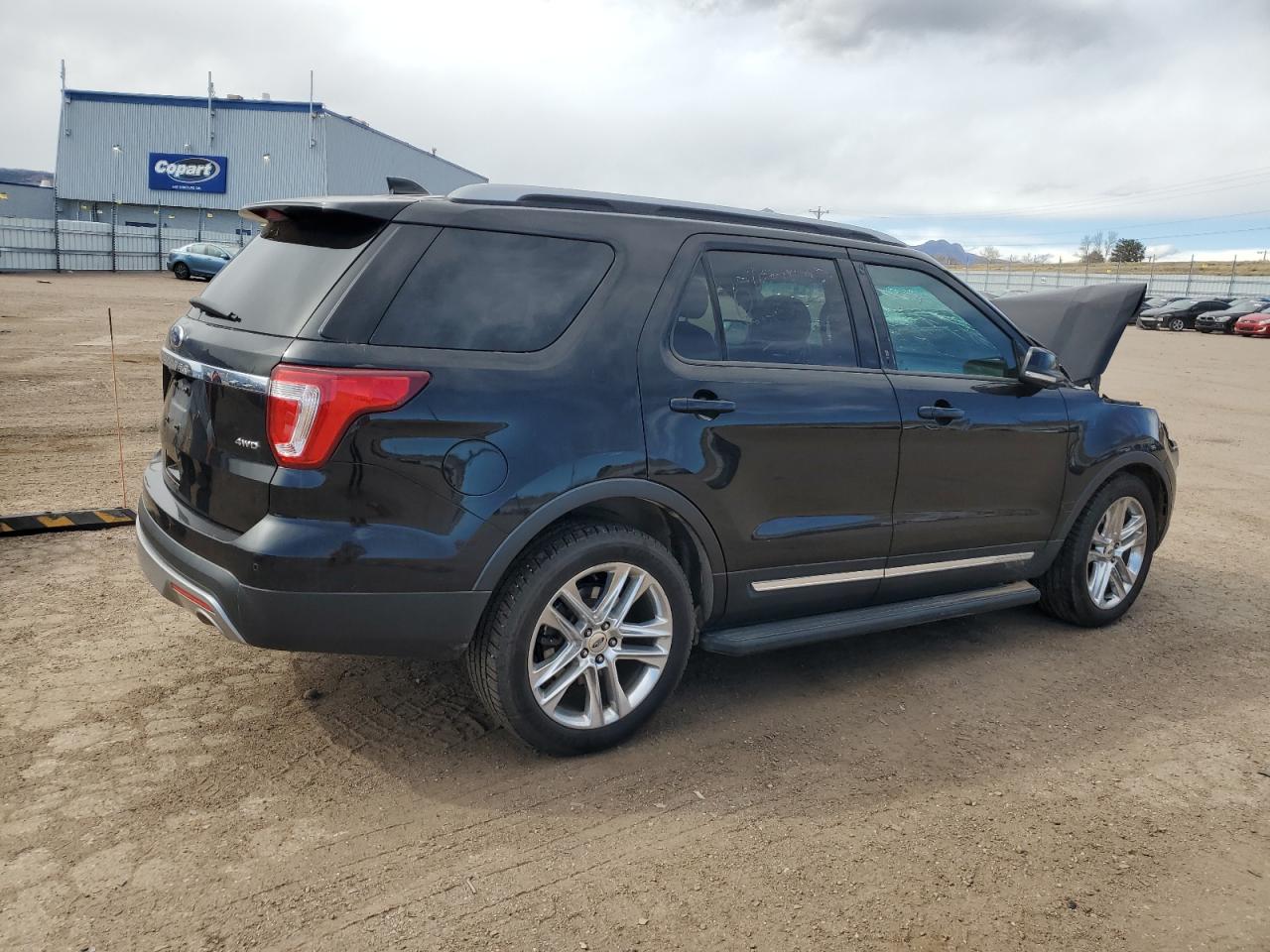 2017 Ford Explorer - Image 3