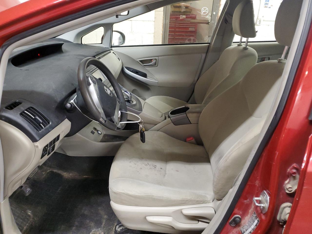 2012 Toyota Prius - Image 7