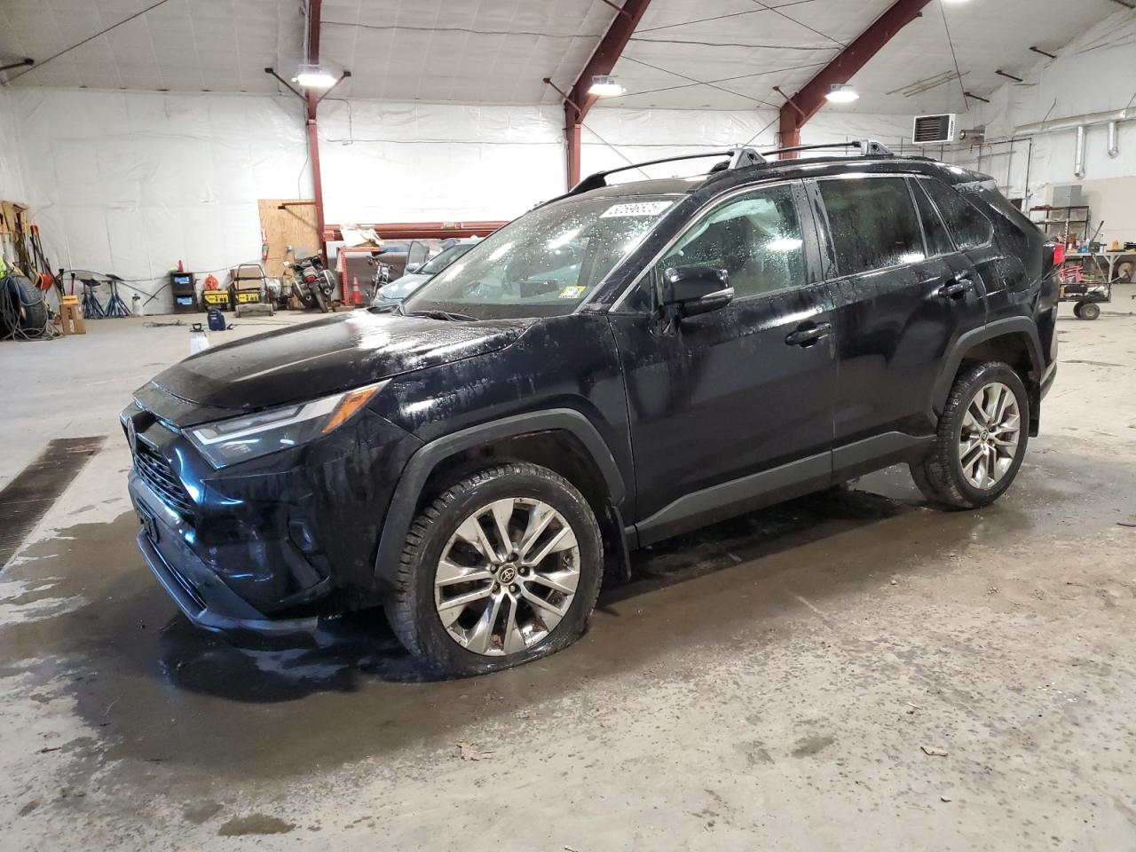 2022 Toyota Rav4 Xle Premium იყიდება Center Rutland-ში, VT - Front End