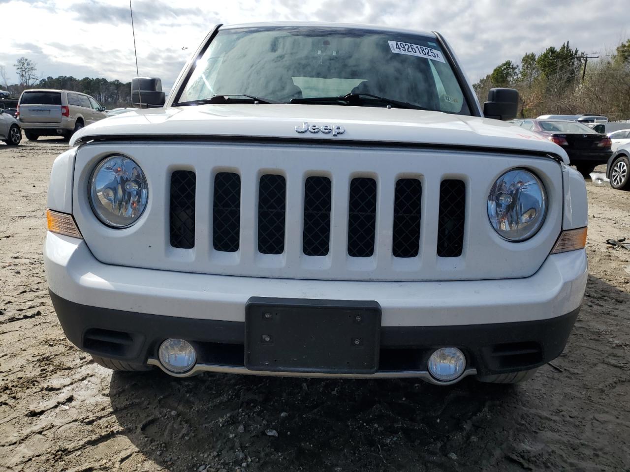 2017 Jeep Liberty (Patriot) - Image 5