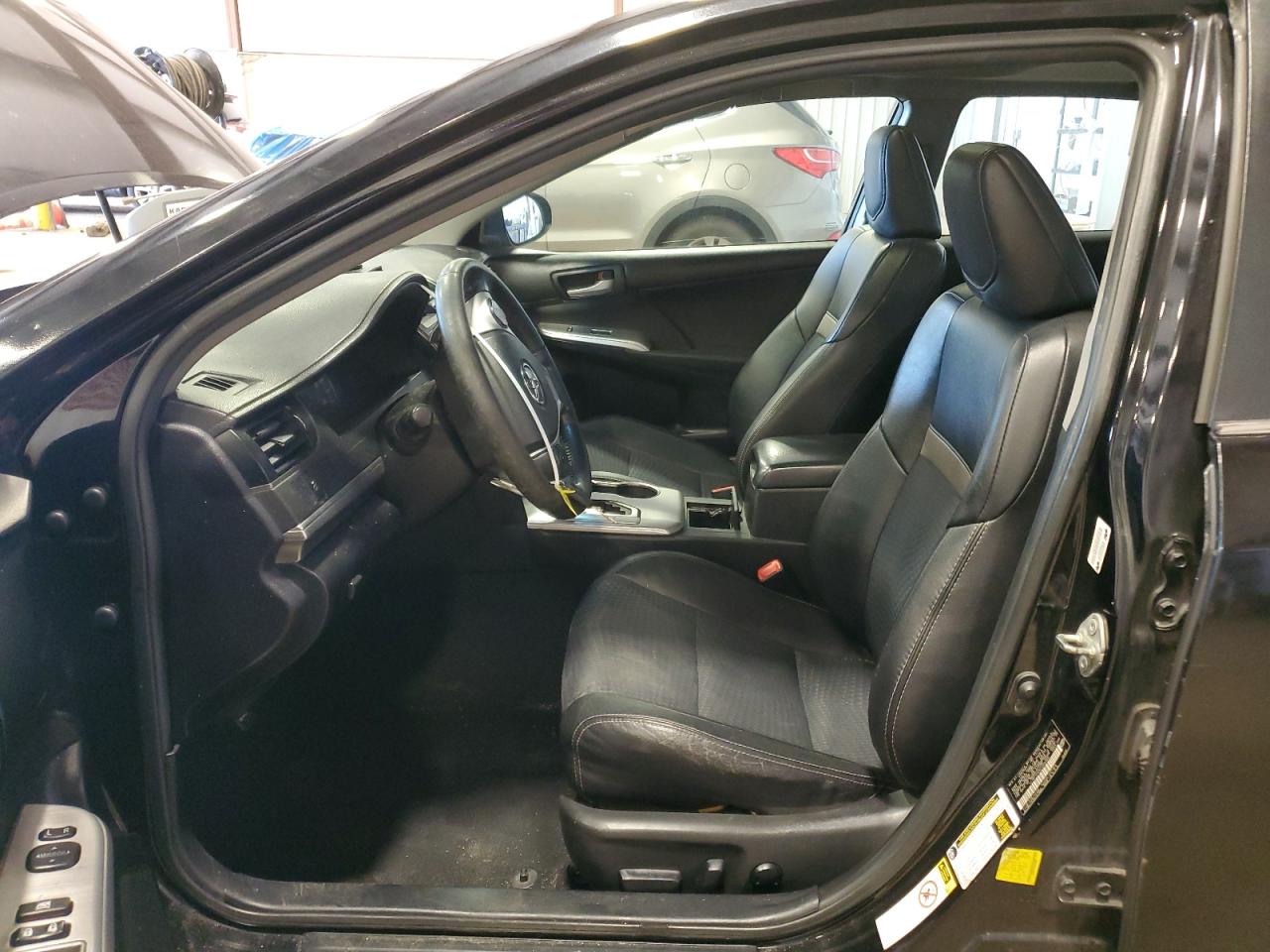 2014 Toyota Camry - Image 7