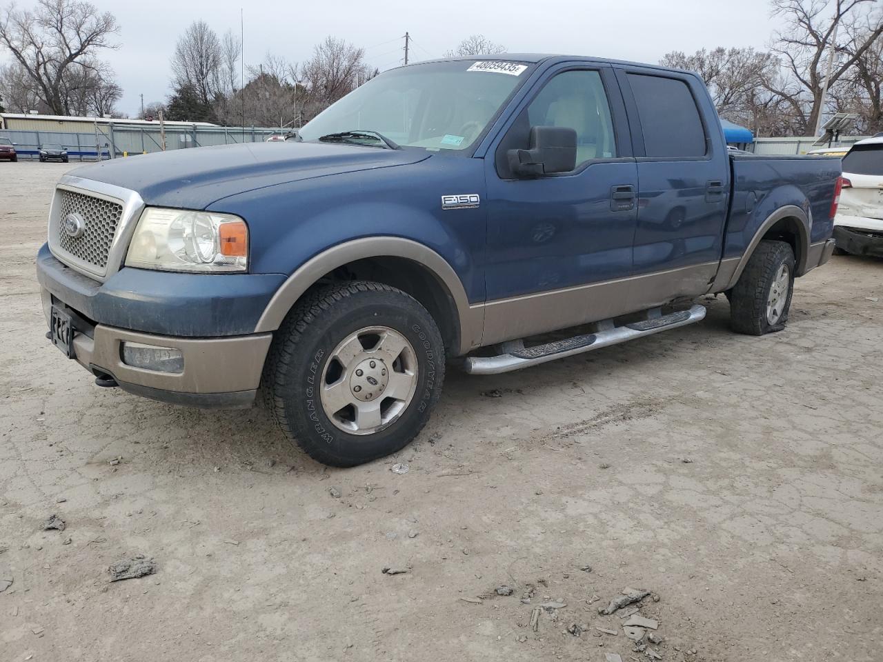 2004 Ford F150 Supercrew للبيع في Wichita، KS - Rear End