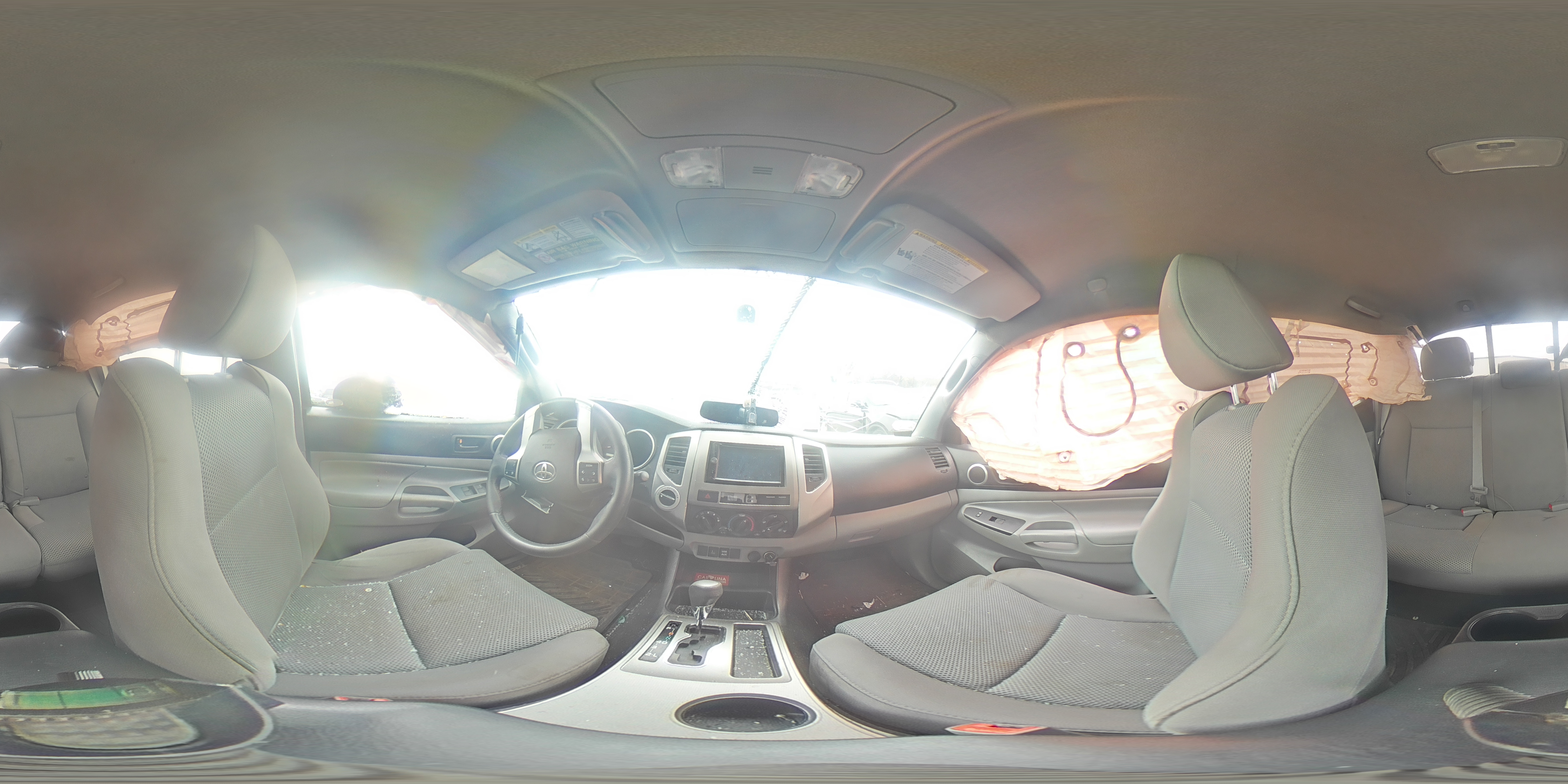 2012 Toyota Tacoma - Image 13