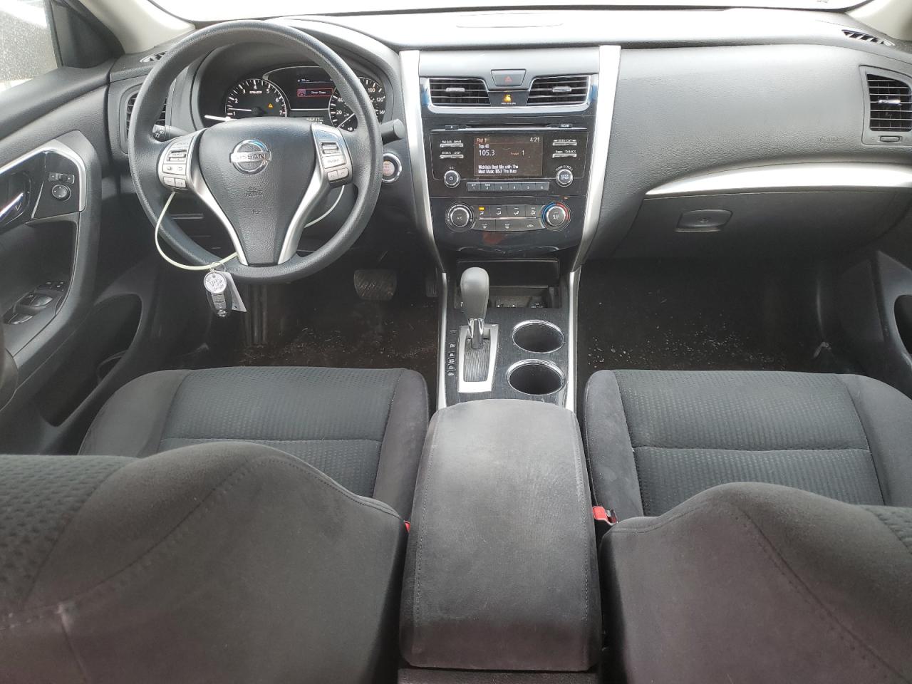 2014 Nissan Altima - Image 8