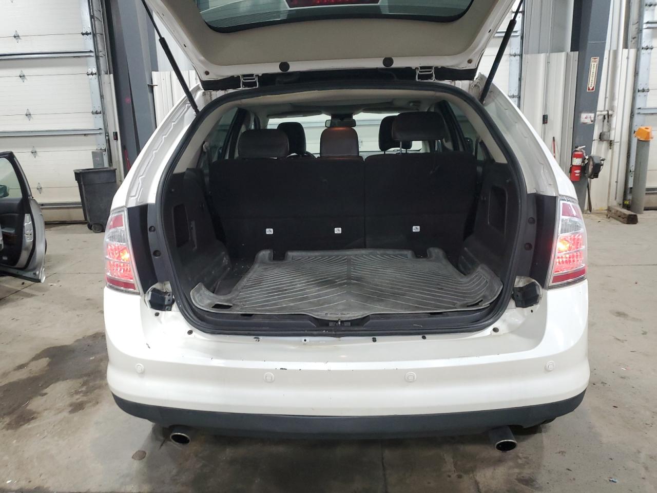 2010 Ford Edge - Image 6