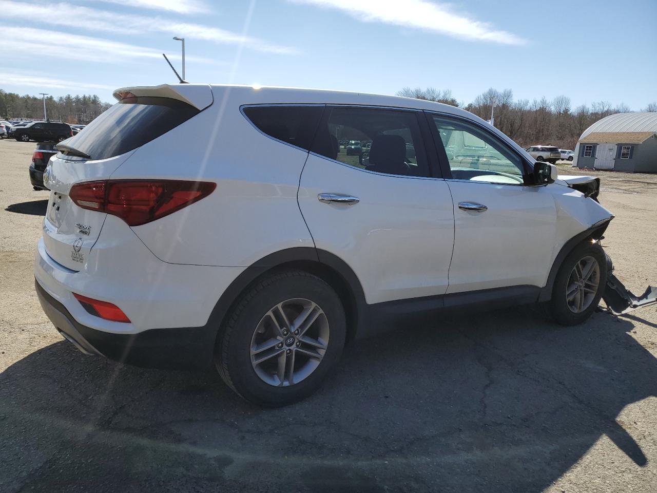 2018 Hyundai Santa Fe - Image 3