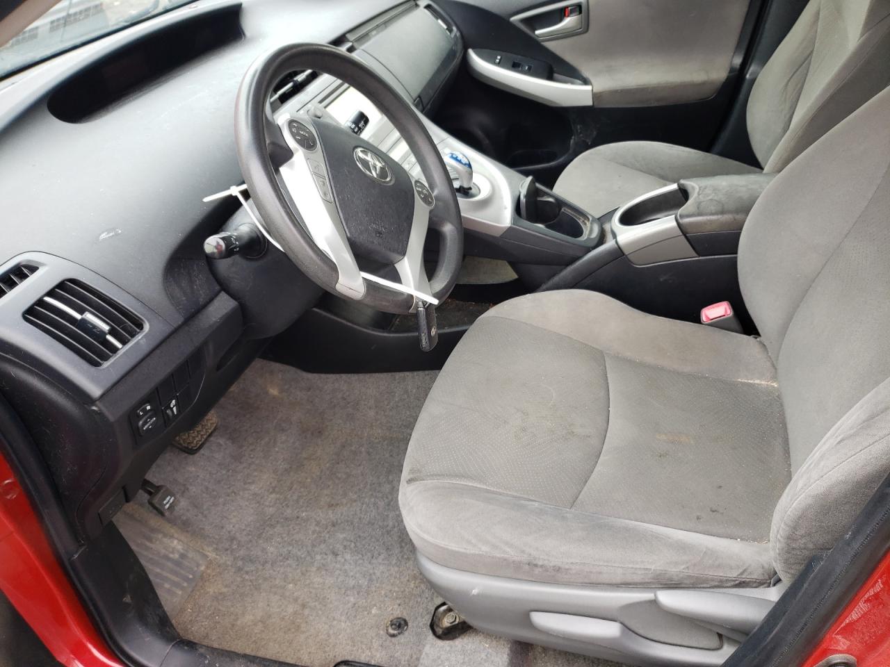 2012 Toyota Prius - Image 7