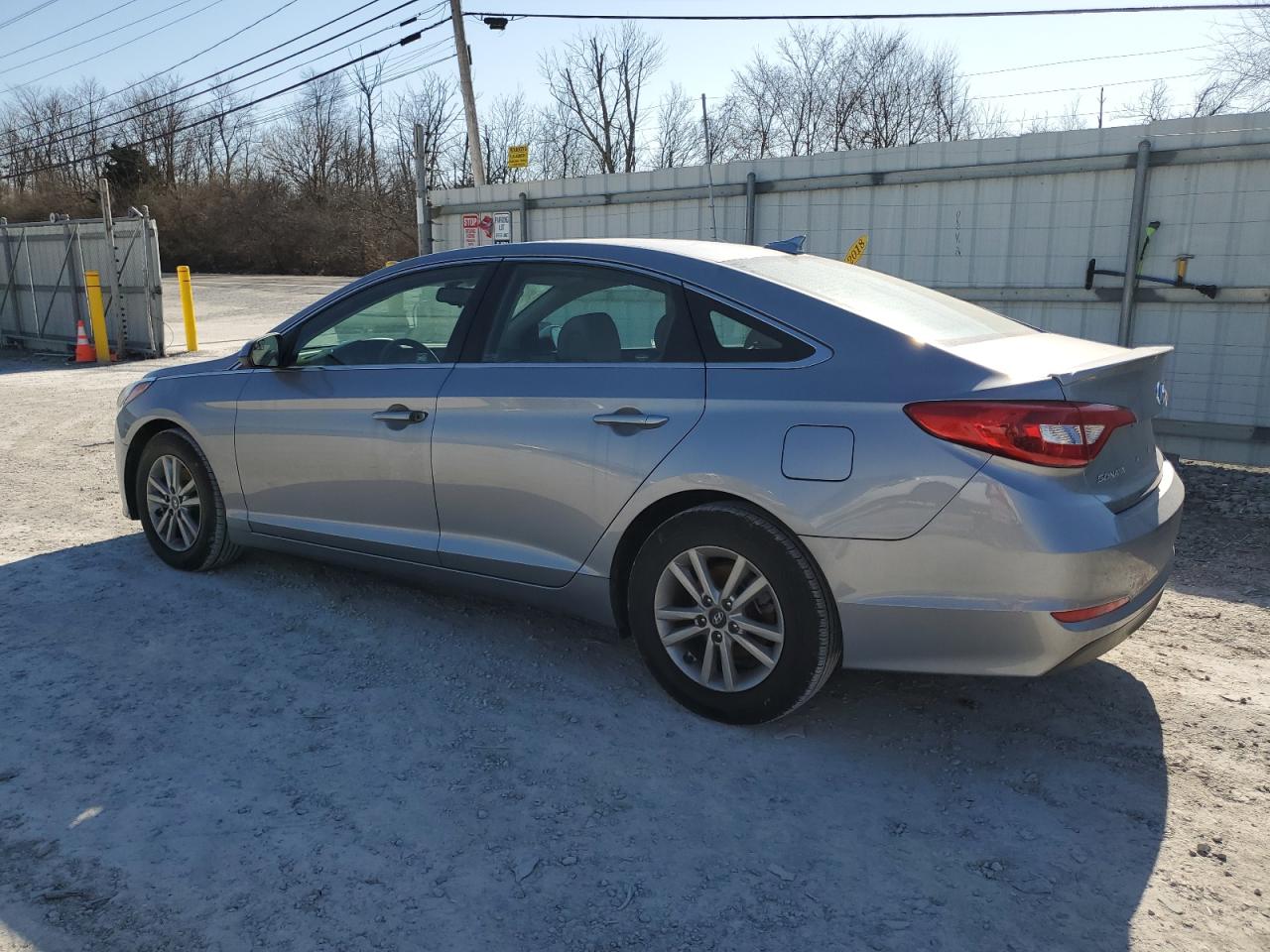 2017 Hyundai Sonata - Image 2