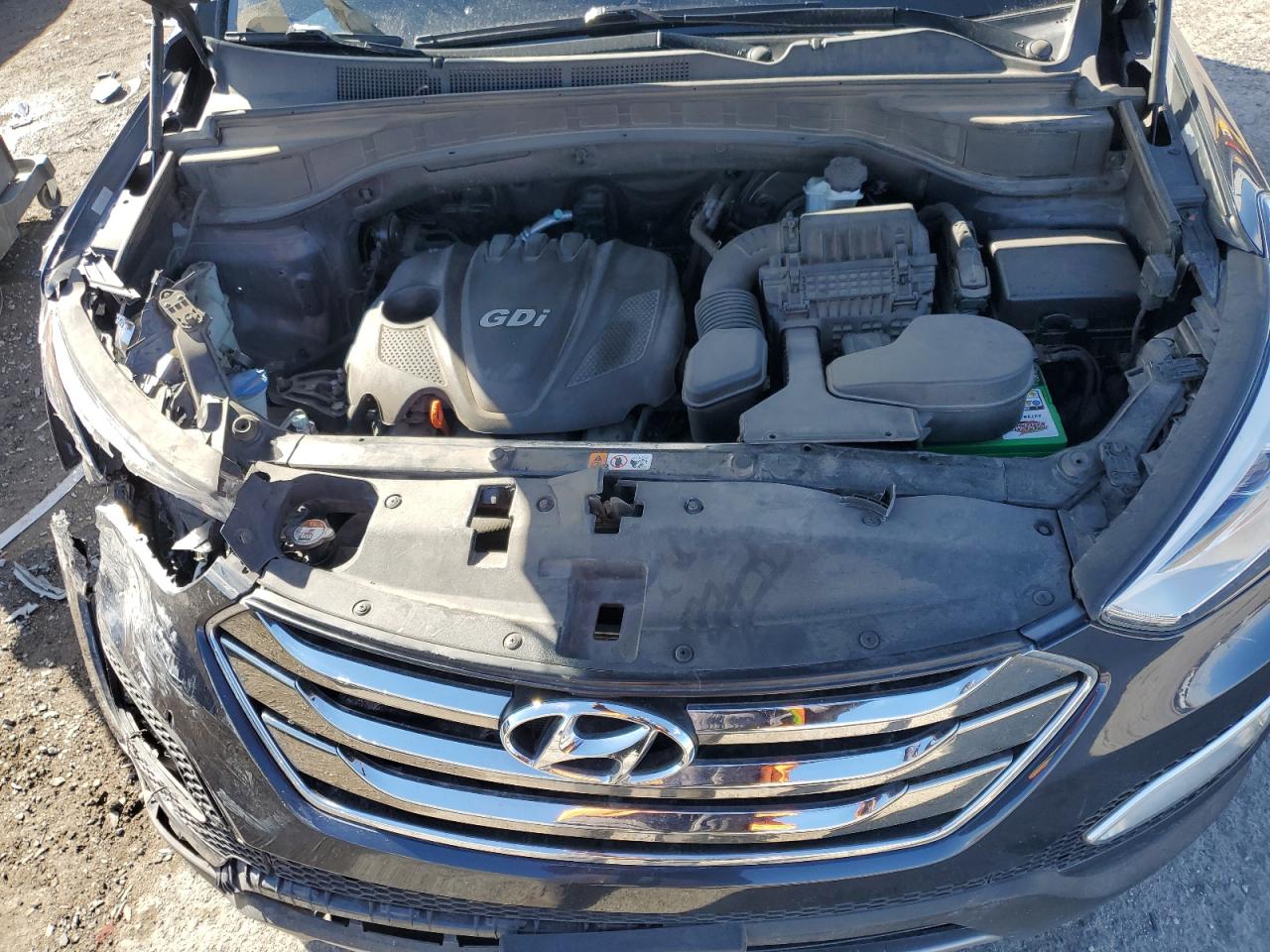 2013 Hyundai Santa Fe - Image 12