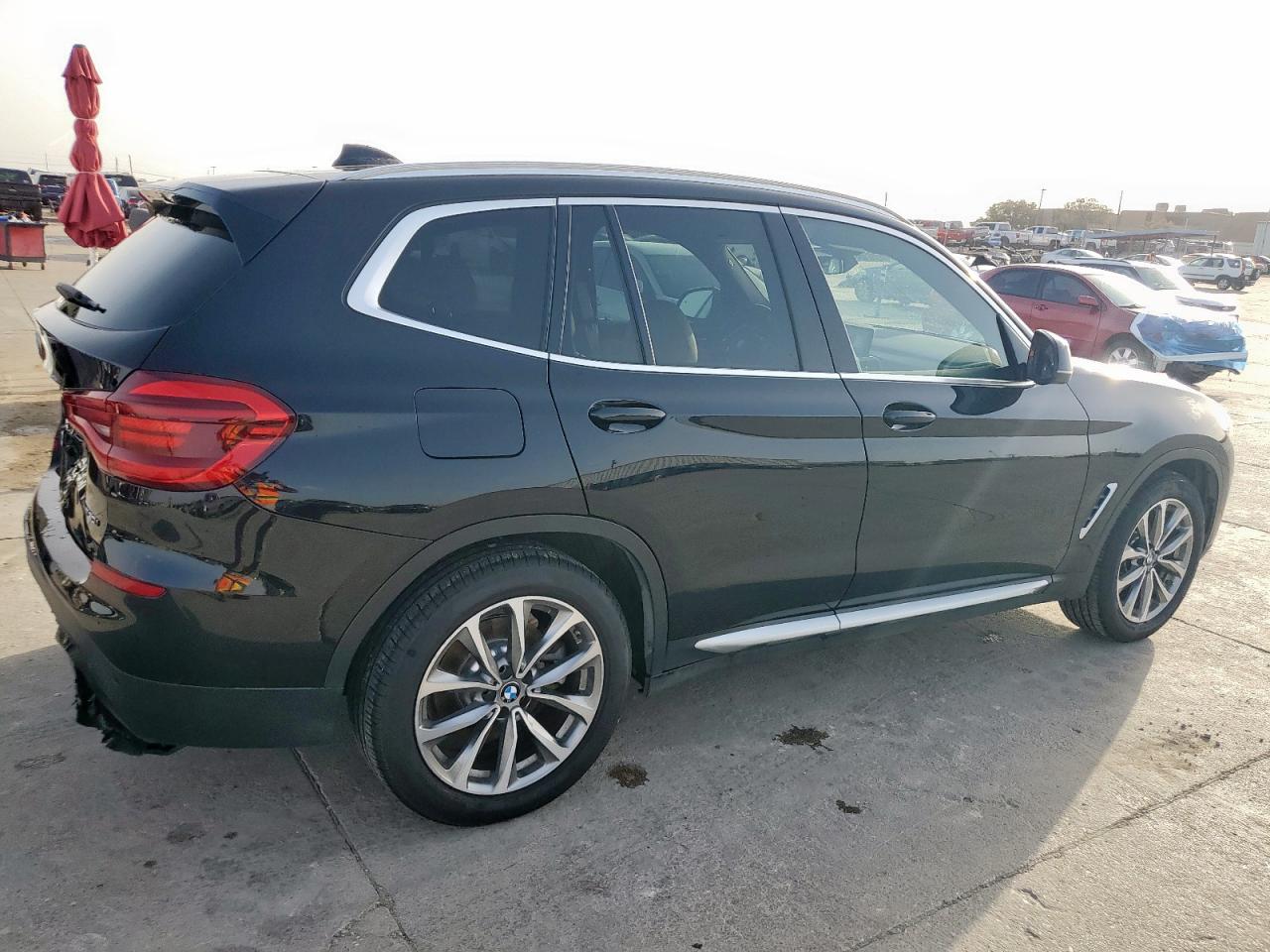 2019 BMW X3 - Image 3