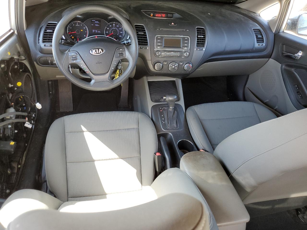 2015 Kia Forte - Image 8