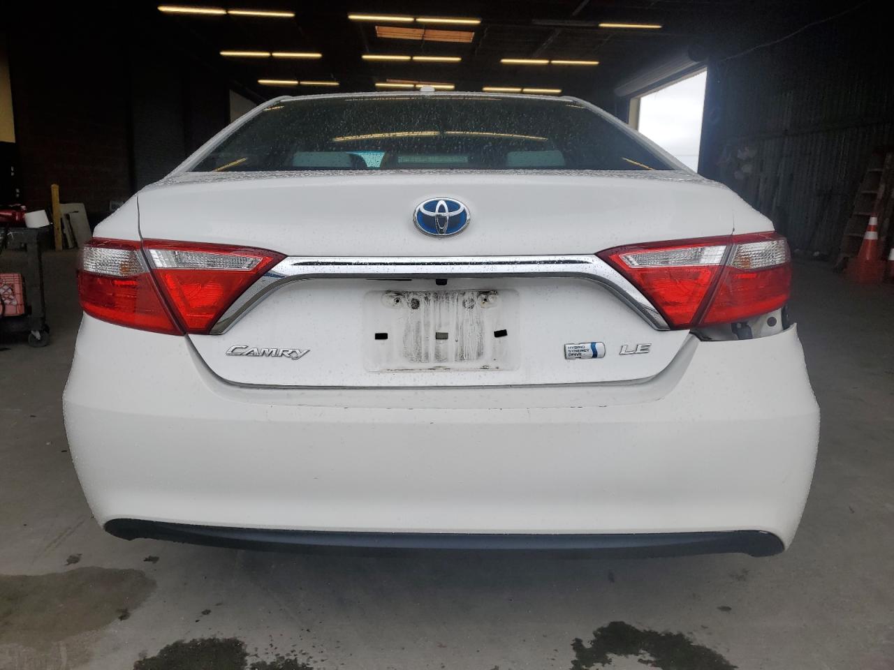 2016 Toyota Camry - Image 6