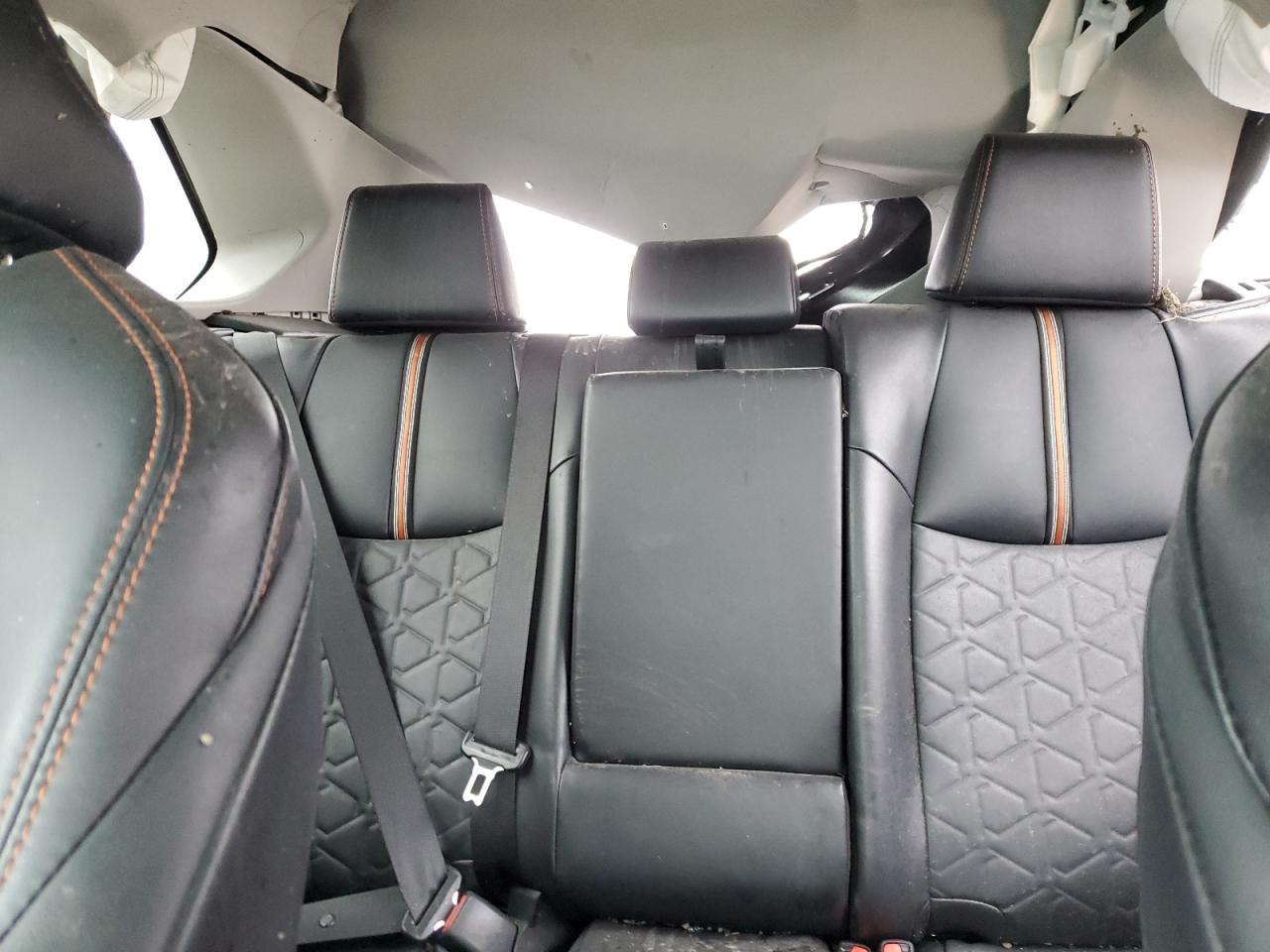 2023 Toyota RAV 4 - Image 10