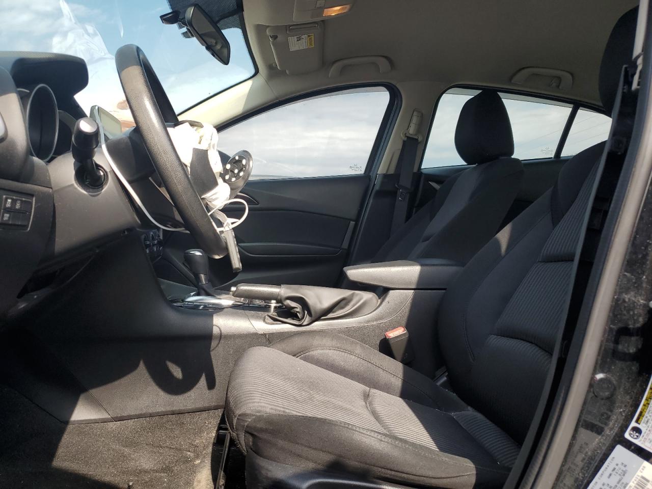 2016 Mazda 3 - Image 7