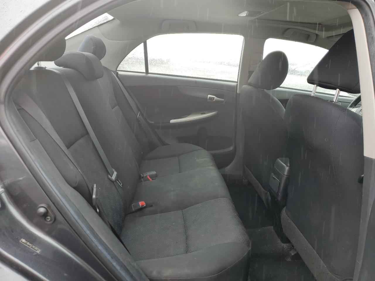 2010 Toyota Corolla - Image 10