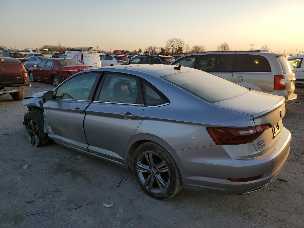 2020 Volkswagen Jetta - Image 2