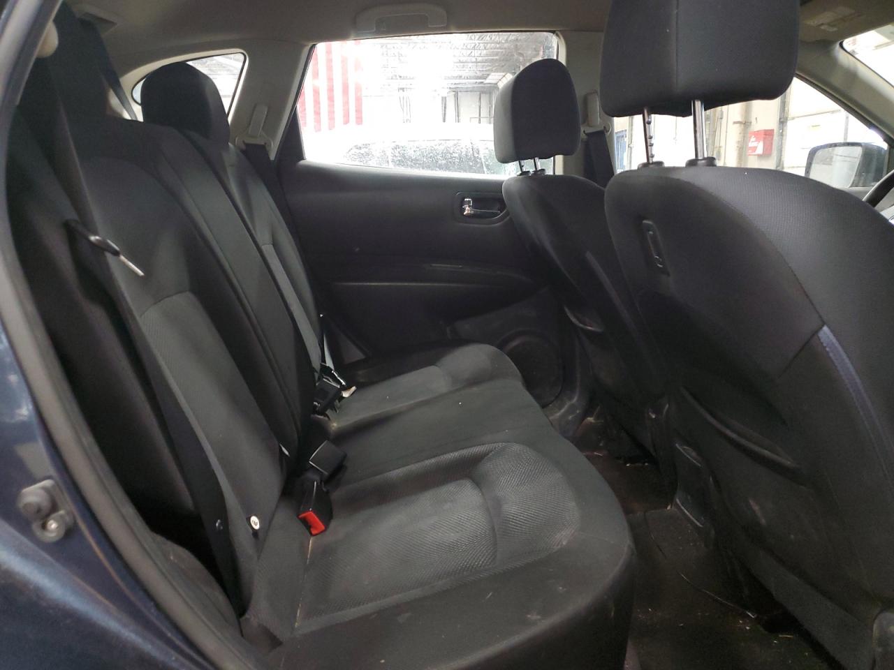 2015 Nissan Rogue - Image 11