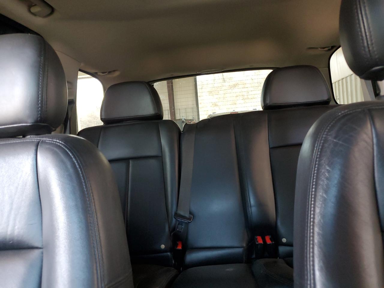 2007 GMC Envoy - Image 10