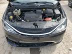 2017 Chrysler Pacifica Touring L na sprzedaż w Dyer, IN - Front End