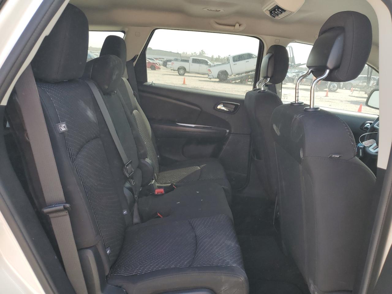 2016 Dodge Journey - Image 11