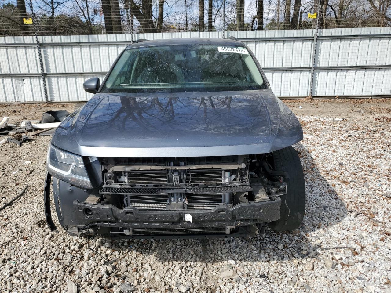 2021 Volkswagen Tiguan - Image 5