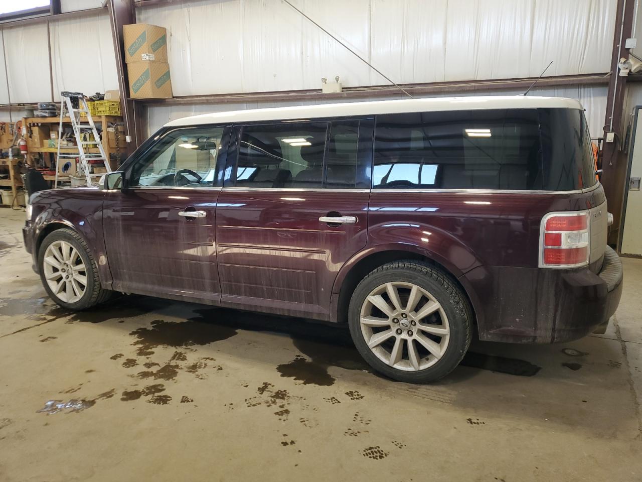 2011 Ford Flex - Image 2