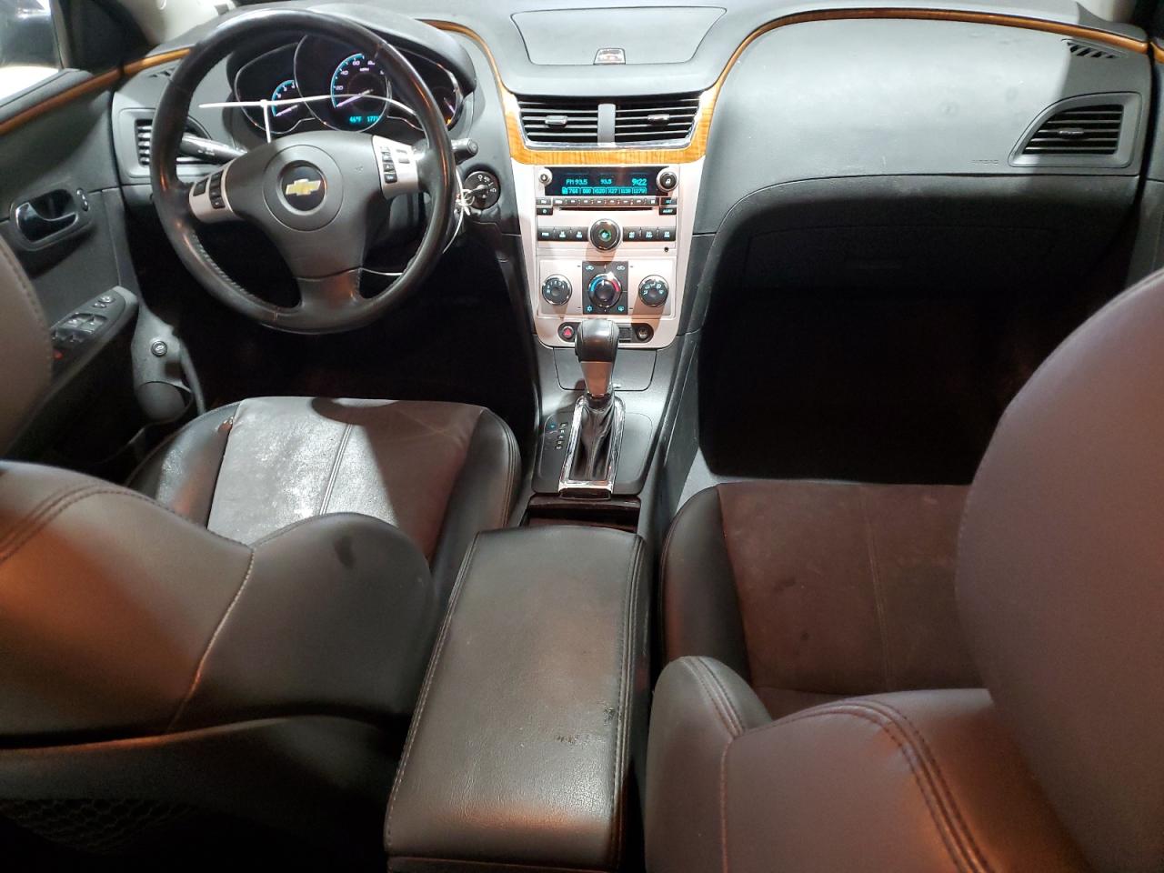 2011 Chevrolet Malibu - Image 8